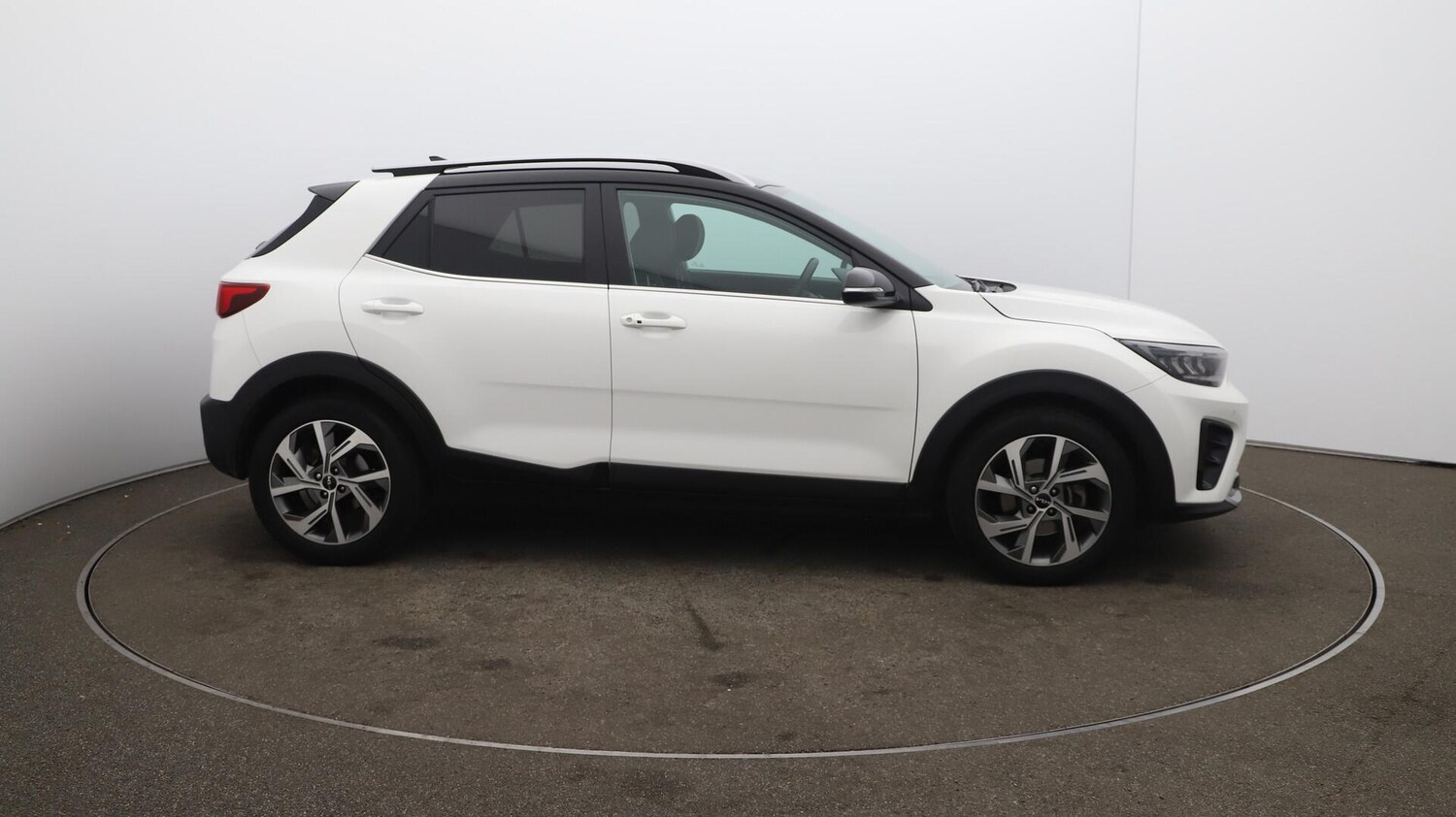 Used Kia Stonic 2023 for sale - 76085374: Photo 50