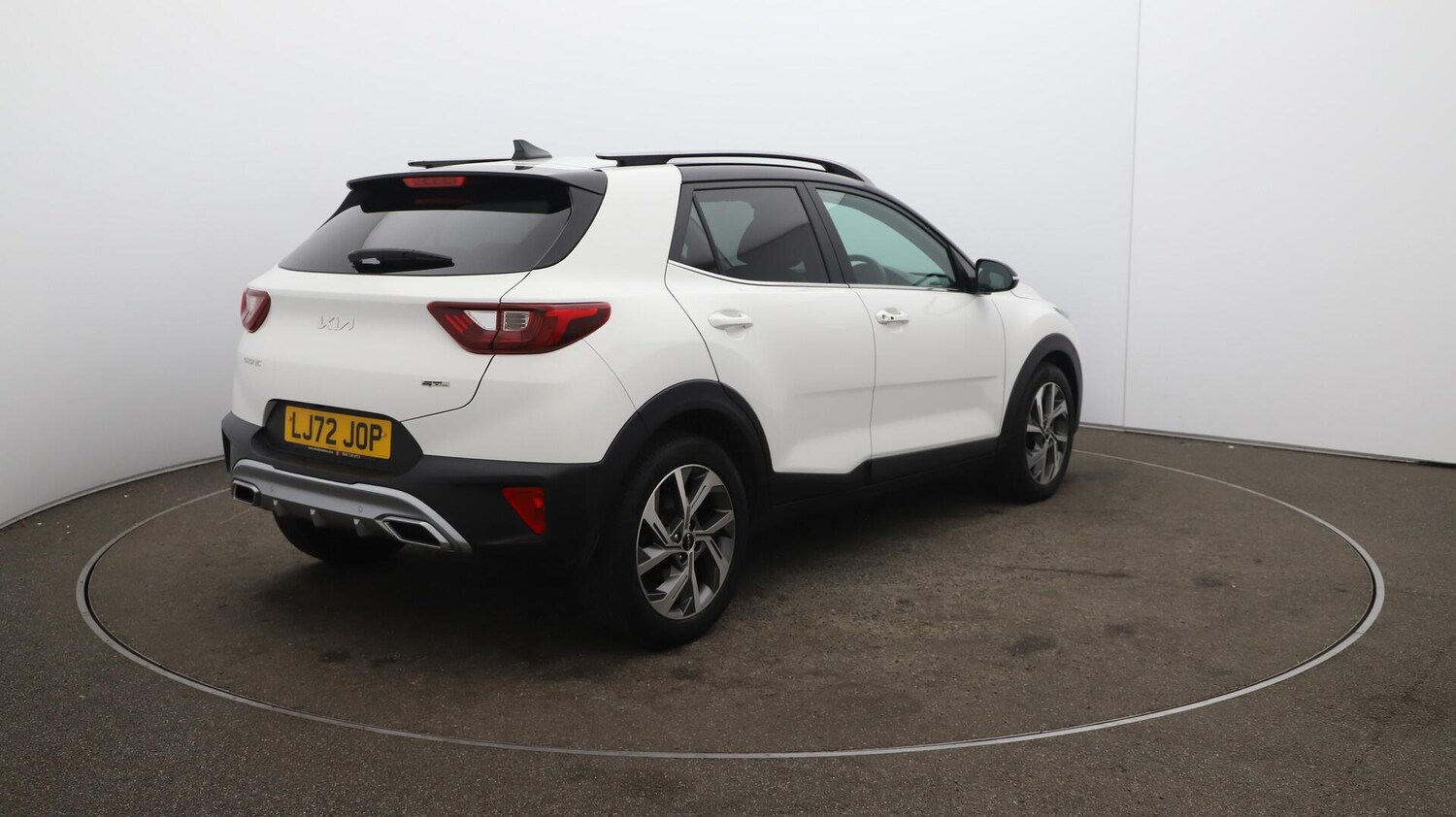 Used Kia Stonic 2023 for sale - 76085374: Photo 55