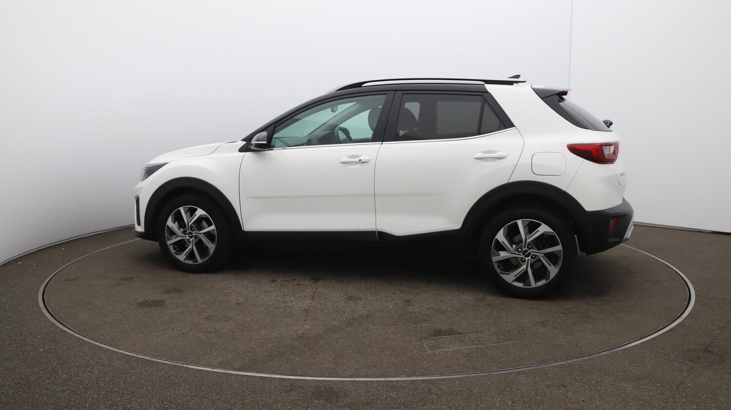 Used Kia Stonic 2023 for sale - 76085374: Photo 59