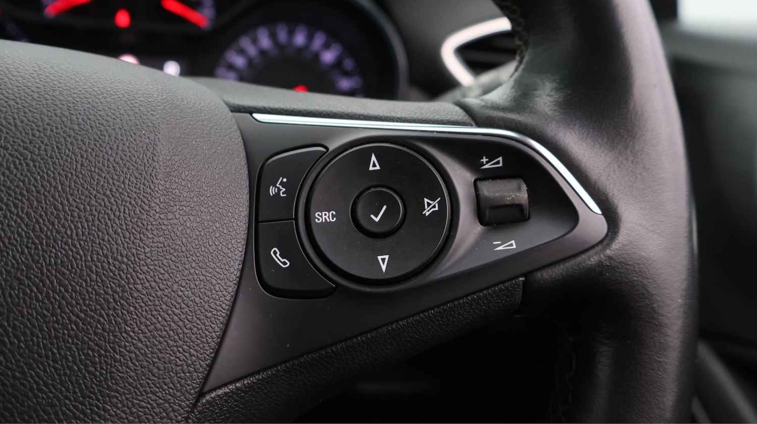 Used Vauxhall Crossland 2022 for sale - 77502479: Photo 24