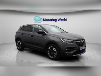 Used Vauxhall Grandland X 2020 for sale - 76109632: Photo 2