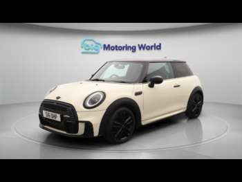 Used MINI Hatch 2021 for sale - 75070742: Photo