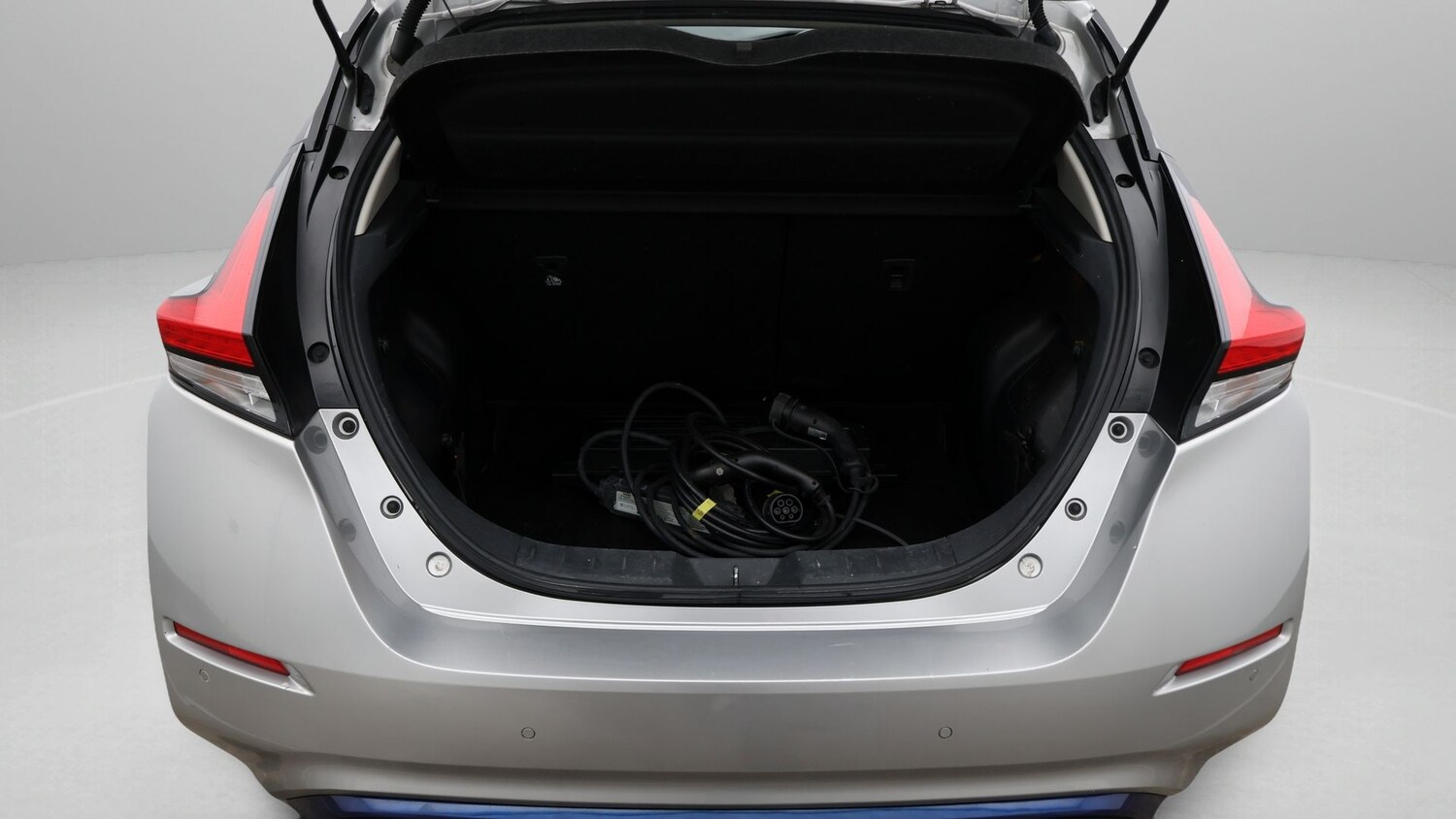 Used Nissan Leaf for sale - 77182000: Photo 17