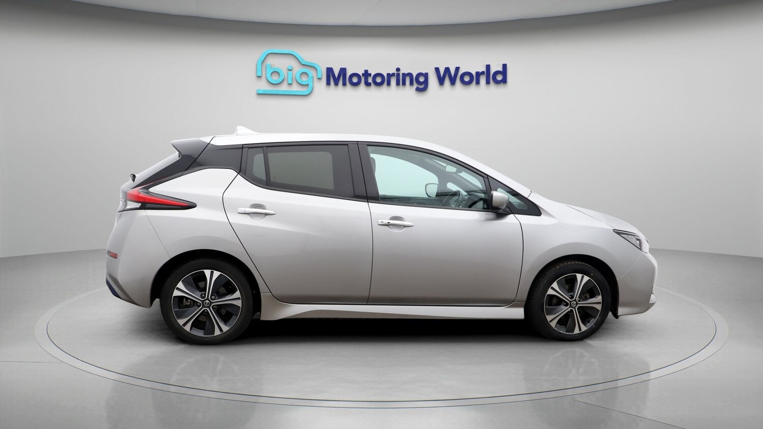 Used Nissan Leaf for sale - 77182000: Photo 8