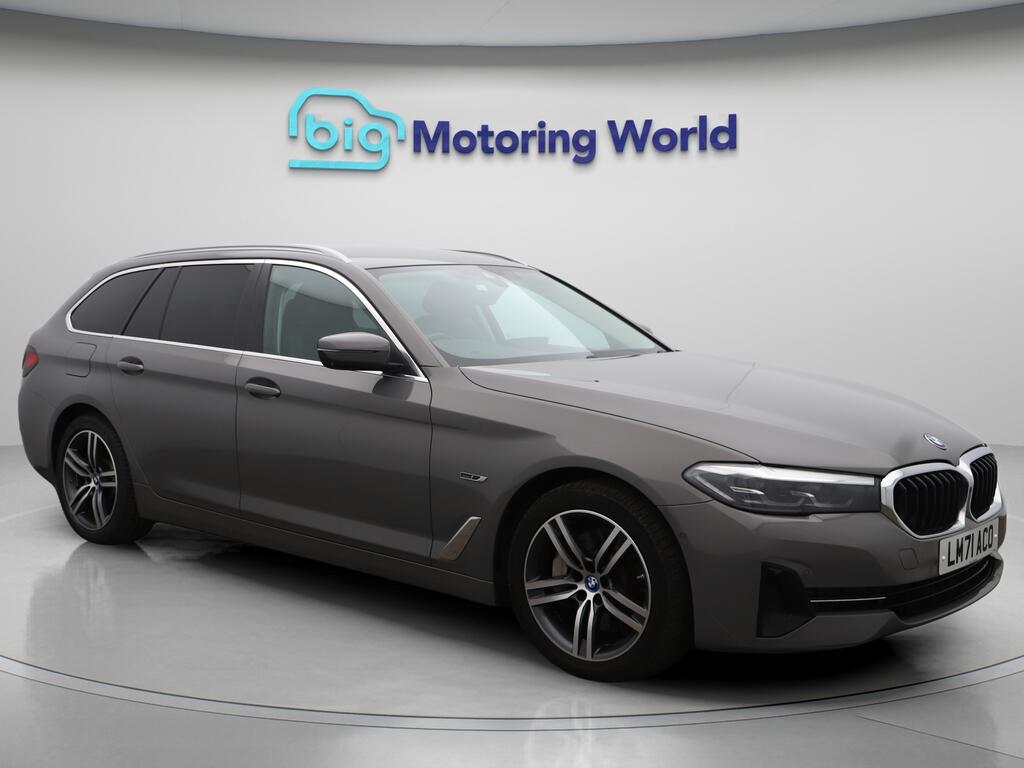 Used BMW 5 Series 2021 for sale - 76473818: Photo 1