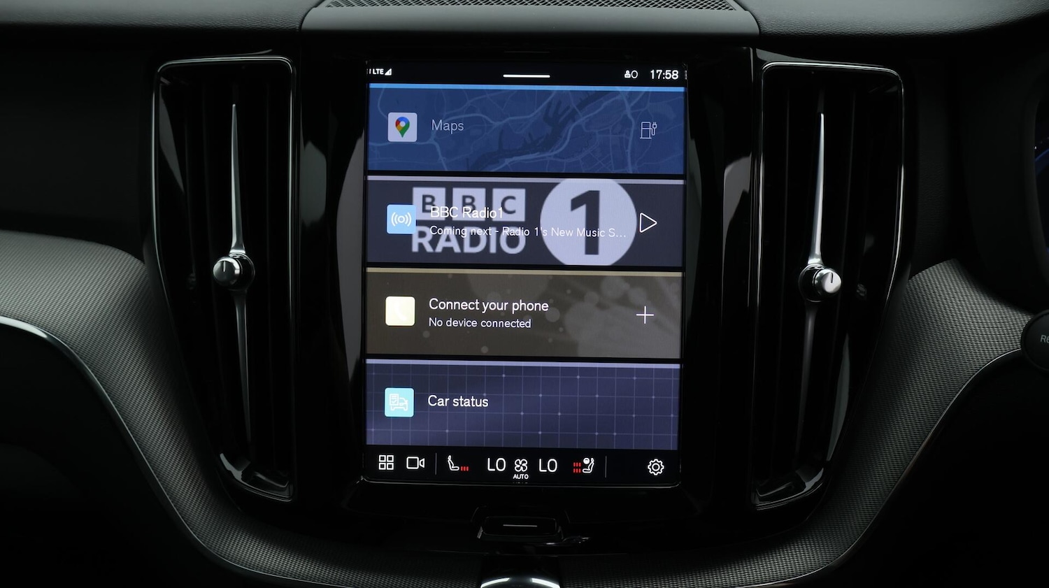 Used Volvo XC60 2024 for sale - 75941301: Photo 12