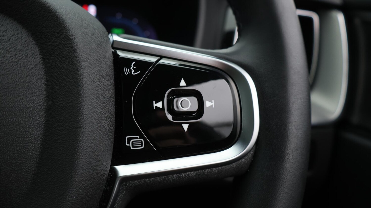 Used Volvo XC60 2024 for sale - 75941301: Photo 27