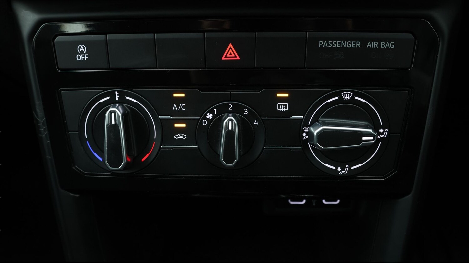 Used Volkswagen T-Cross 2023 for sale - 77431495: Photo 12