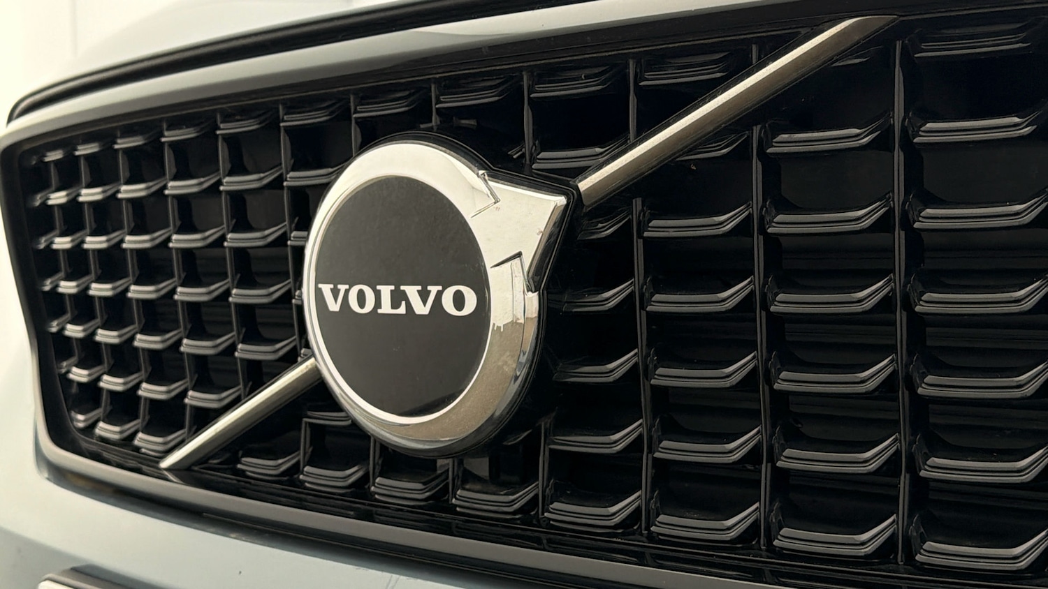 Used Volvo XC40 2022 for sale - 77966611: Photo 28