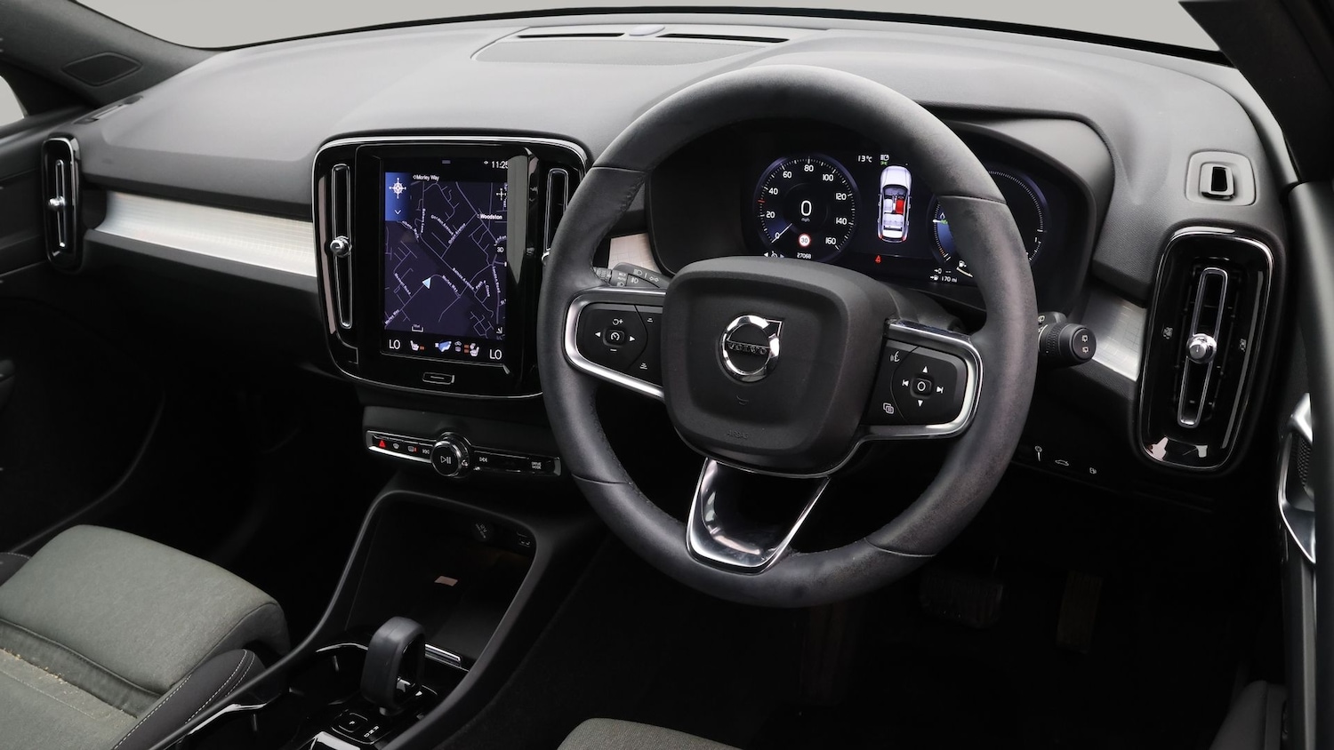 Used Volvo XC40 2022 for sale - 77966611: Photo 9