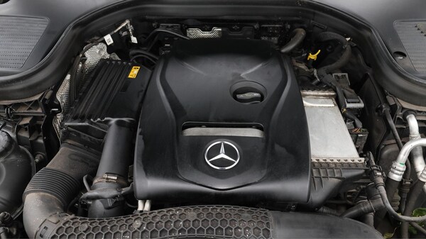 Used Mercedes-Benz GLC 2019 for sale - 76227652: Photo 20