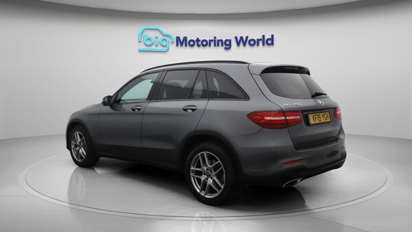 Used Mercedes-Benz GLC 2019 for sale - 76227652: Photo 6