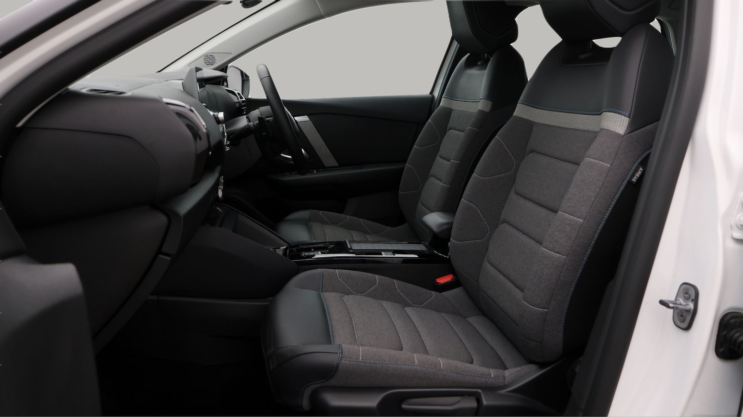 Used Citroen C4 2022 for sale - 77687487: Photo 14