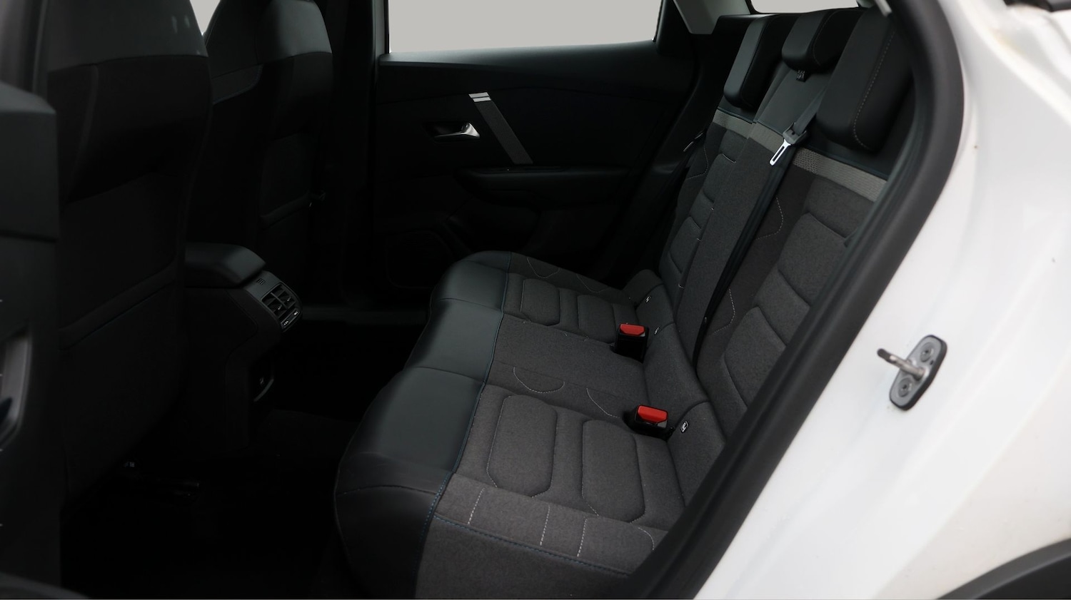 Used Citroen C4 2022 for sale - 77687487: Photo 16