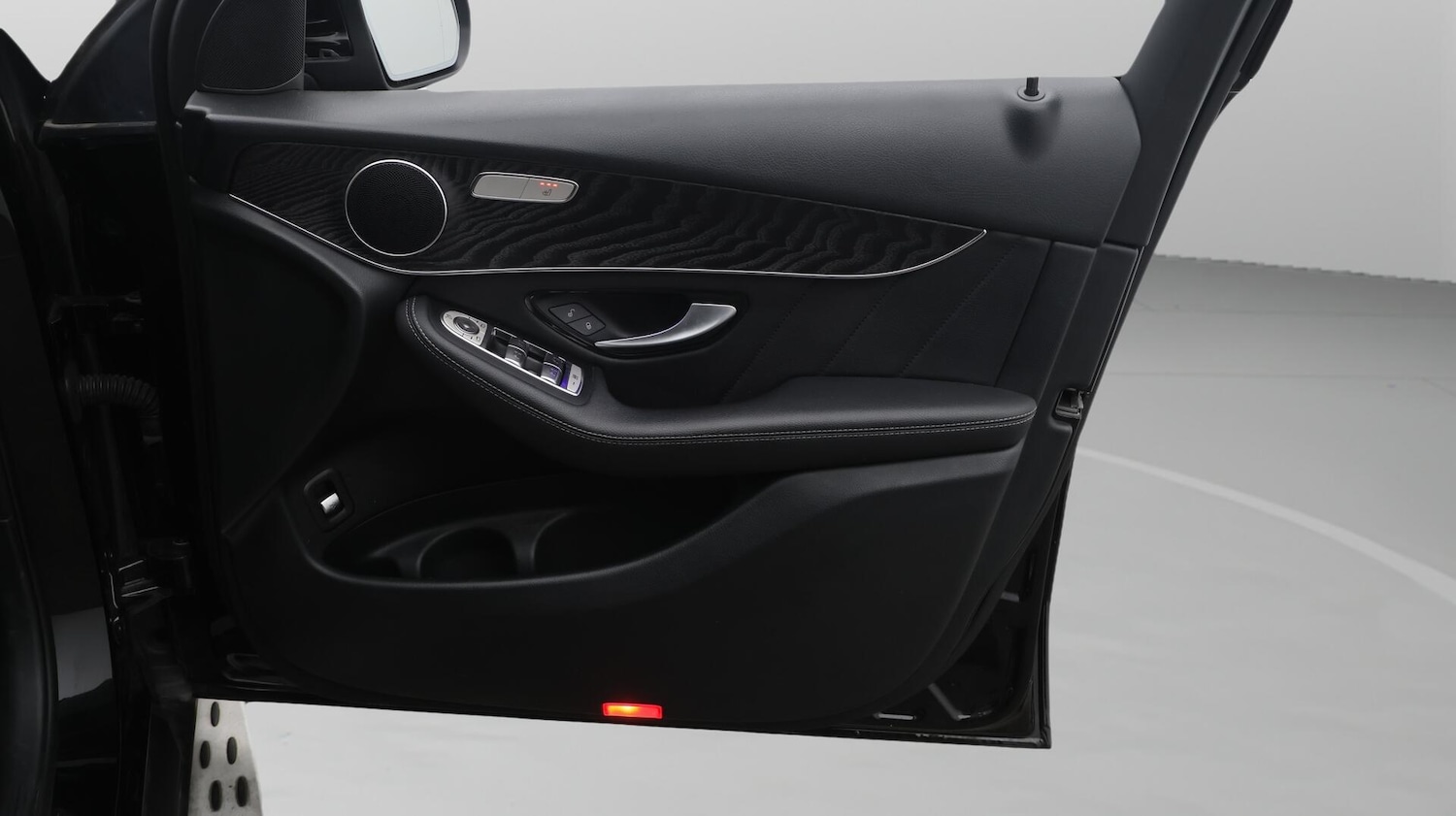 Used Mercedes-Benz GLC 2020 for sale - 76388711: Photo 16