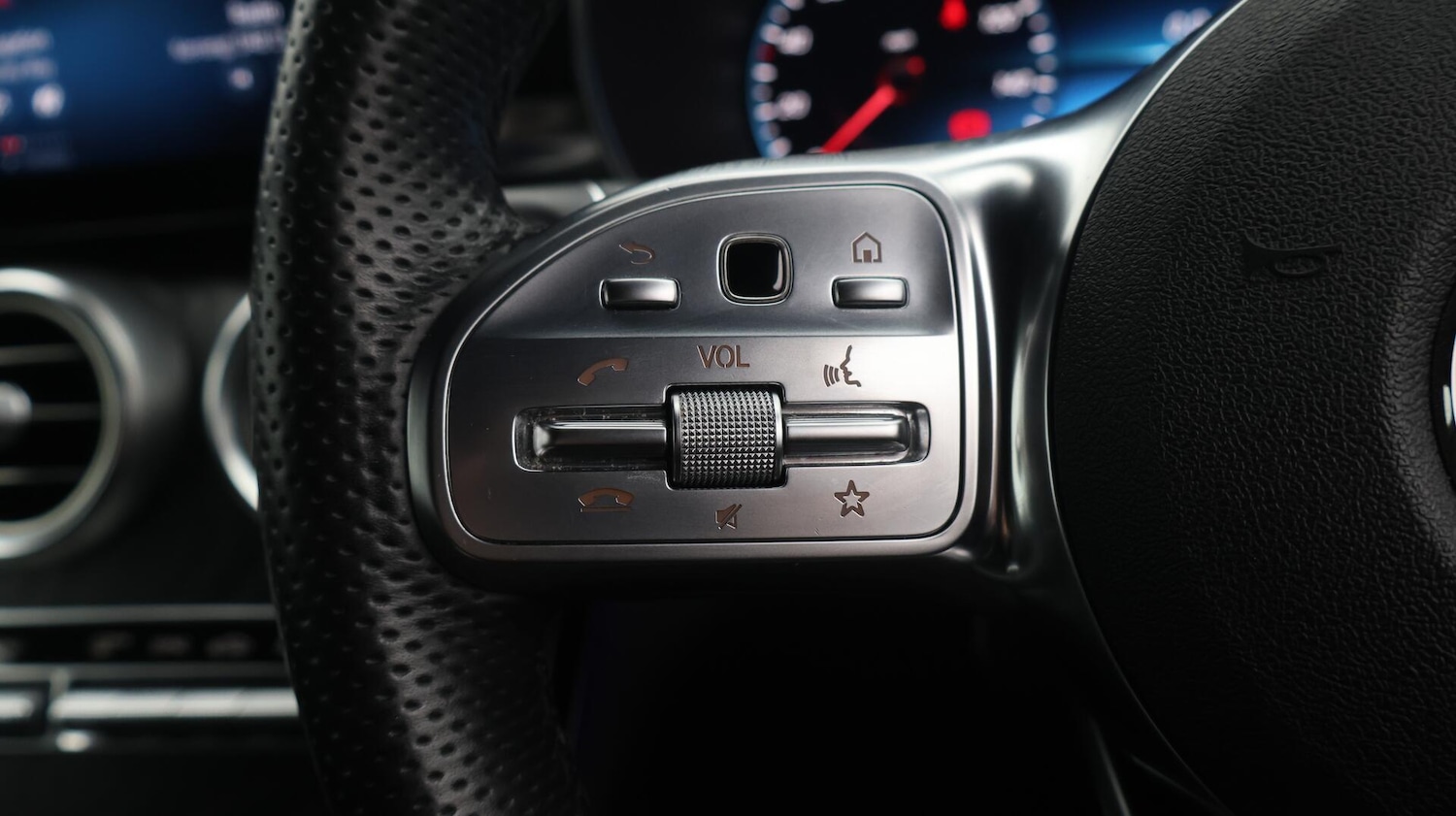 Used Mercedes-Benz GLC 2020 for sale - 76388711: Photo 25