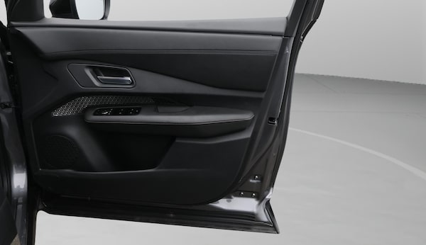Used Nissan ARIYA 2022 for sale - 76042820: Photo 23
