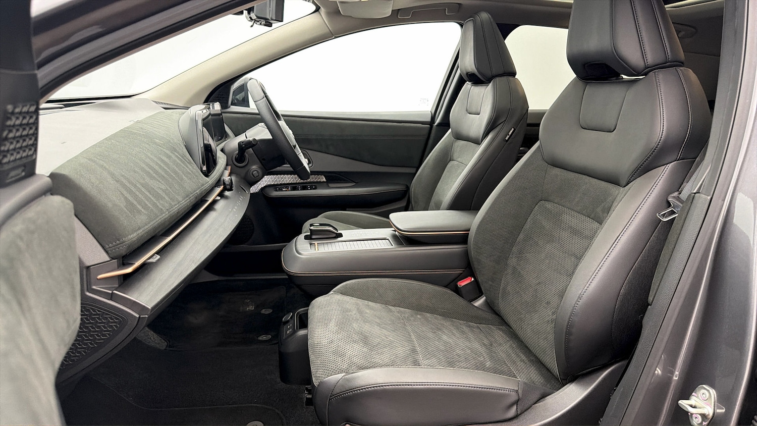 Used Nissan ARIYA 2023 for sale - 77975592: Photo 13