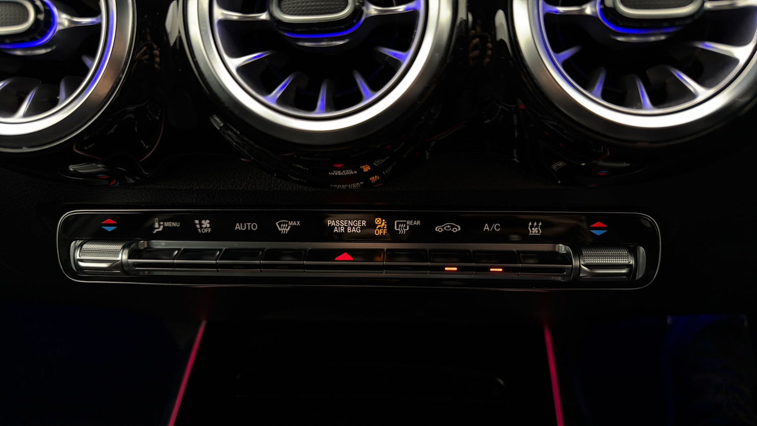 Used Mercedes-Benz EQB 2023 for sale - 77975766: Photo 11