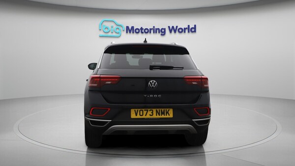 Used Volkswagen T-Roc 2023 for sale - 76072333: Photo 7