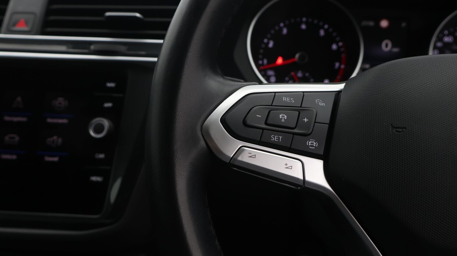 Used Volkswagen Tiguan for sale - 77502457: Photo 24