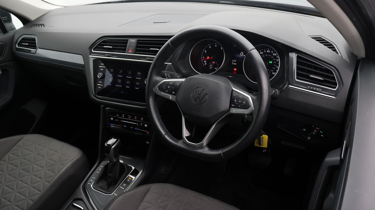 Used Volkswagen Tiguan for sale - 77502457: Photo 9