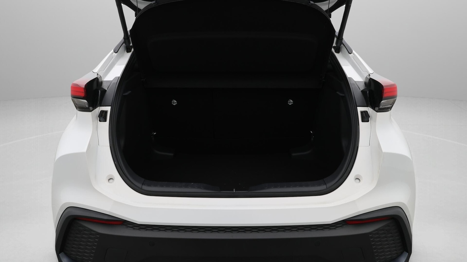 Used Toyota C-HR 2024 for sale - 76689341: Photo 18