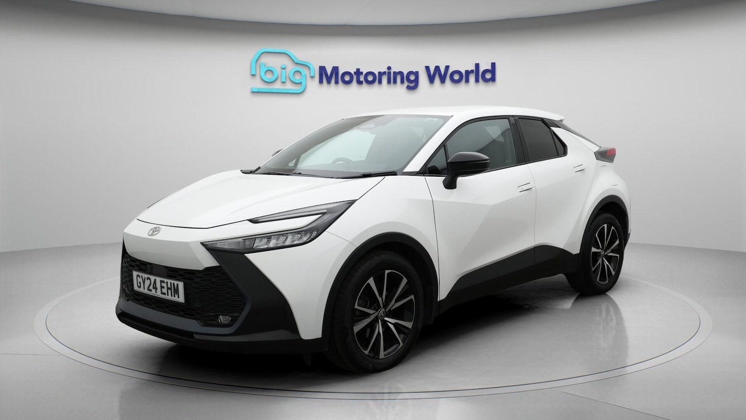 Used Toyota C-HR 2024 for sale - 76689341: Photo 4