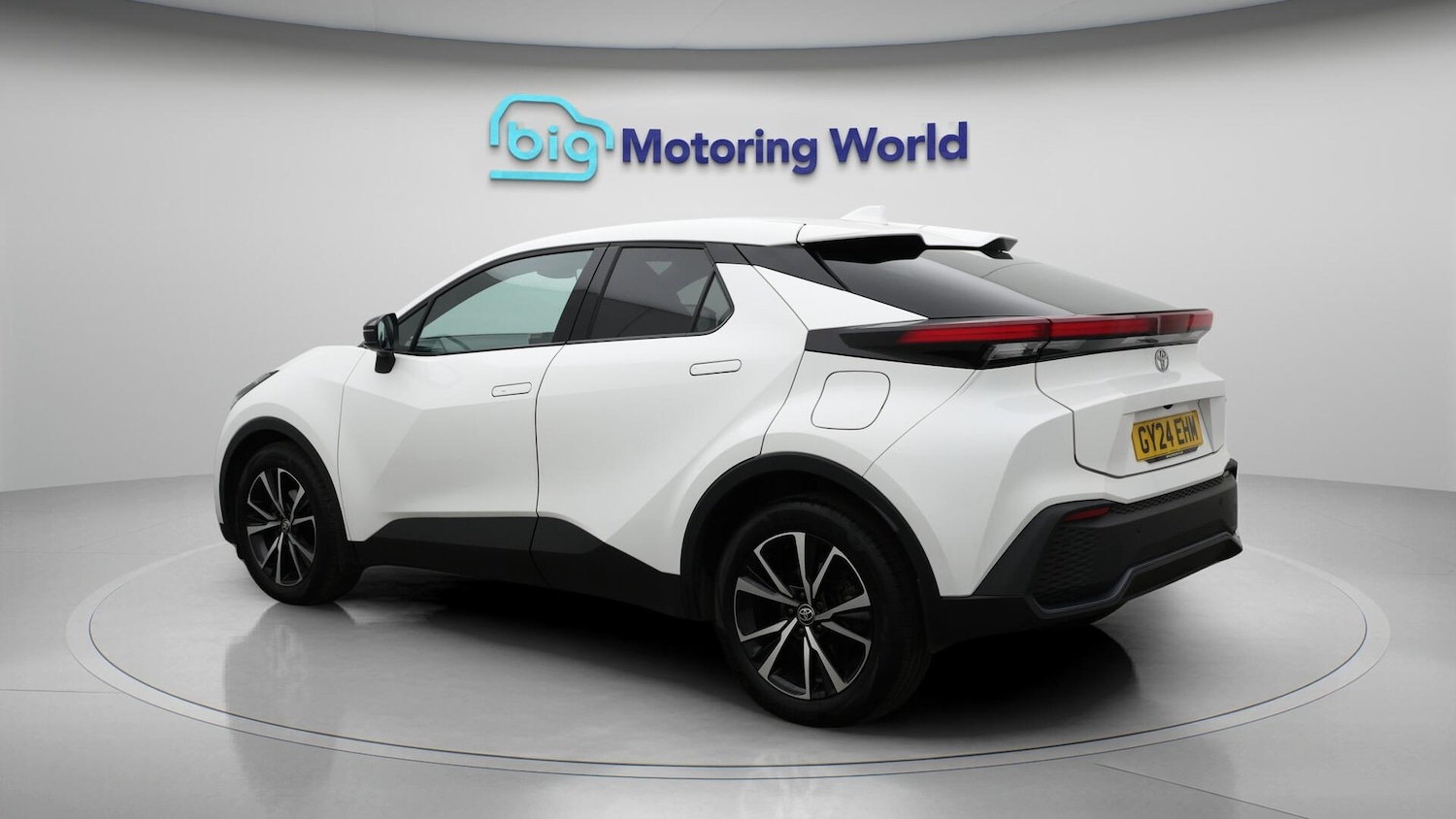 Used Toyota C-HR 2024 for sale - 76689341: Photo 6