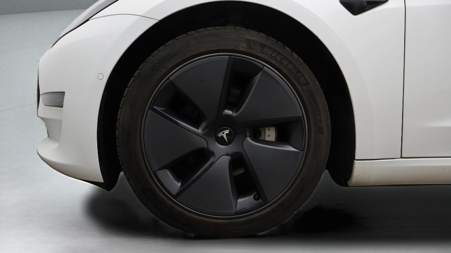 Used Tesla Model 3 2021 for sale - 76979621: Photo 18