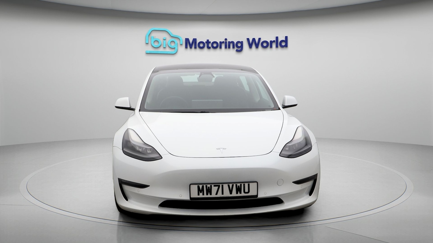 Used Tesla Model 3 2021 for sale - 76979621: Photo 2