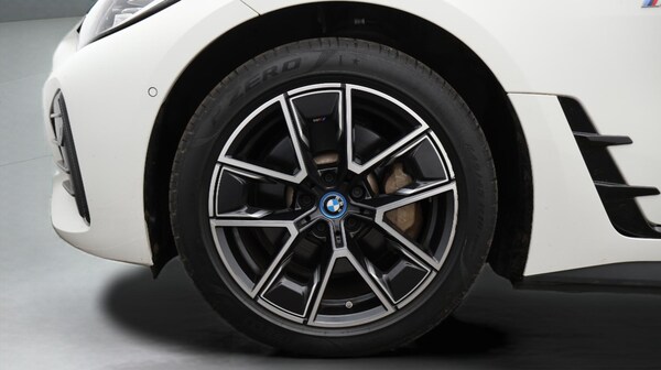 Used BMW i4 2022 for sale - 75477672: Photo 29