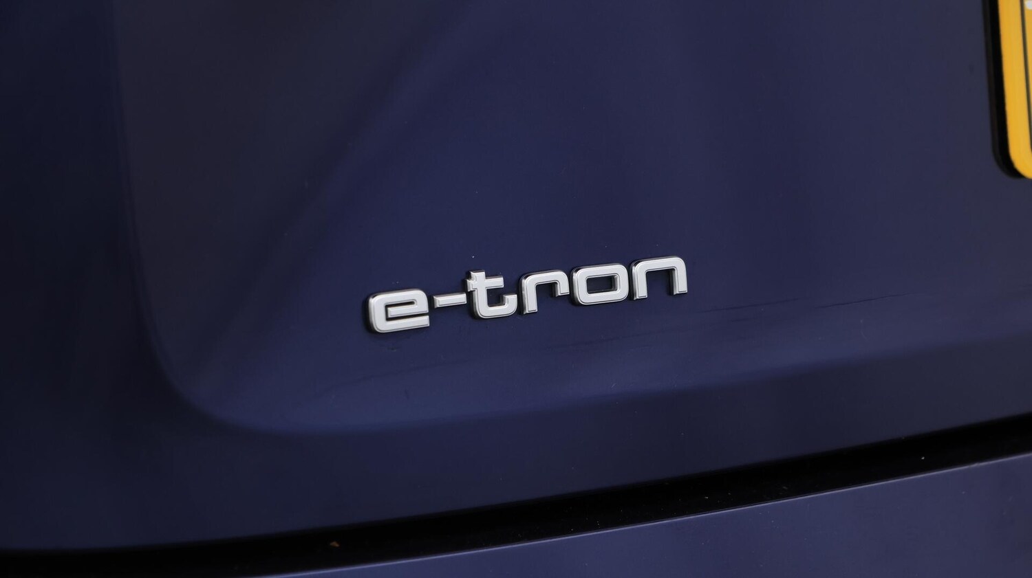 Used Audi e-tron 2021 for sale - 76671238: Photo 22