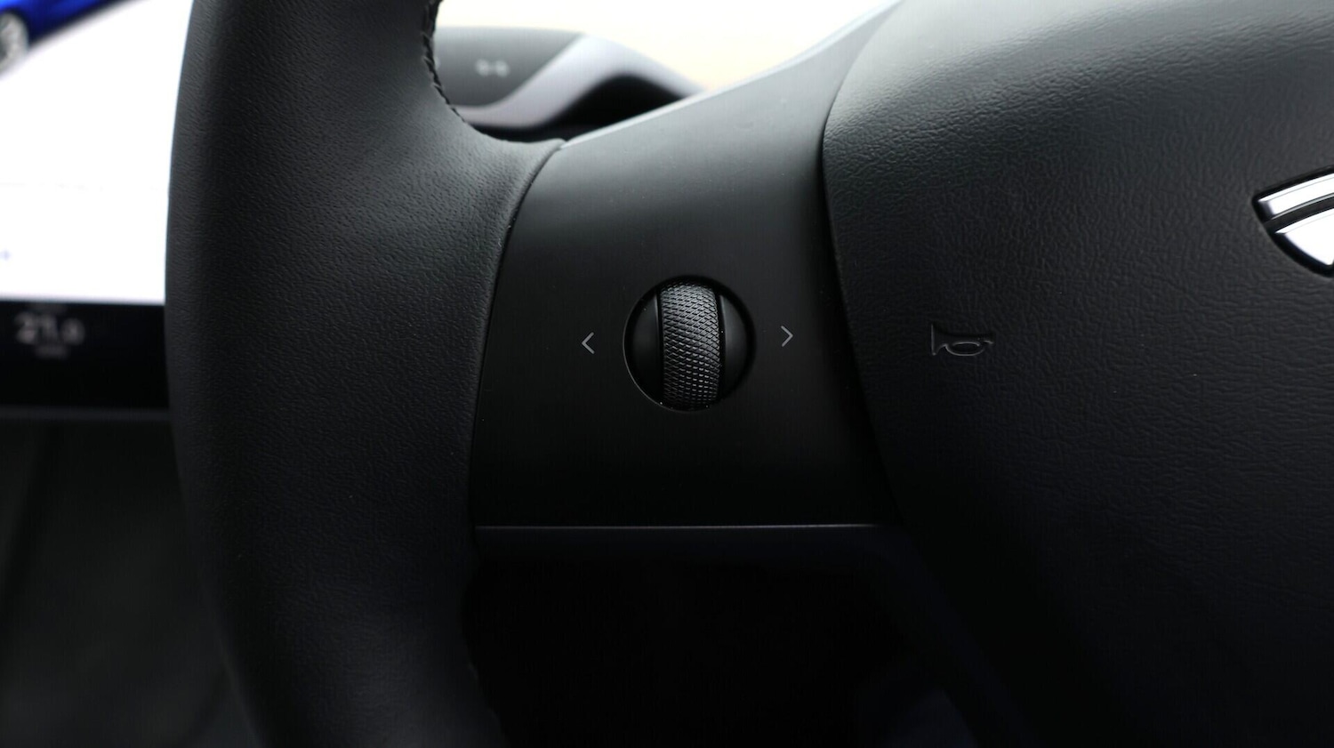 Used Tesla Model 3 2021 for sale - 76633824: Photo 24