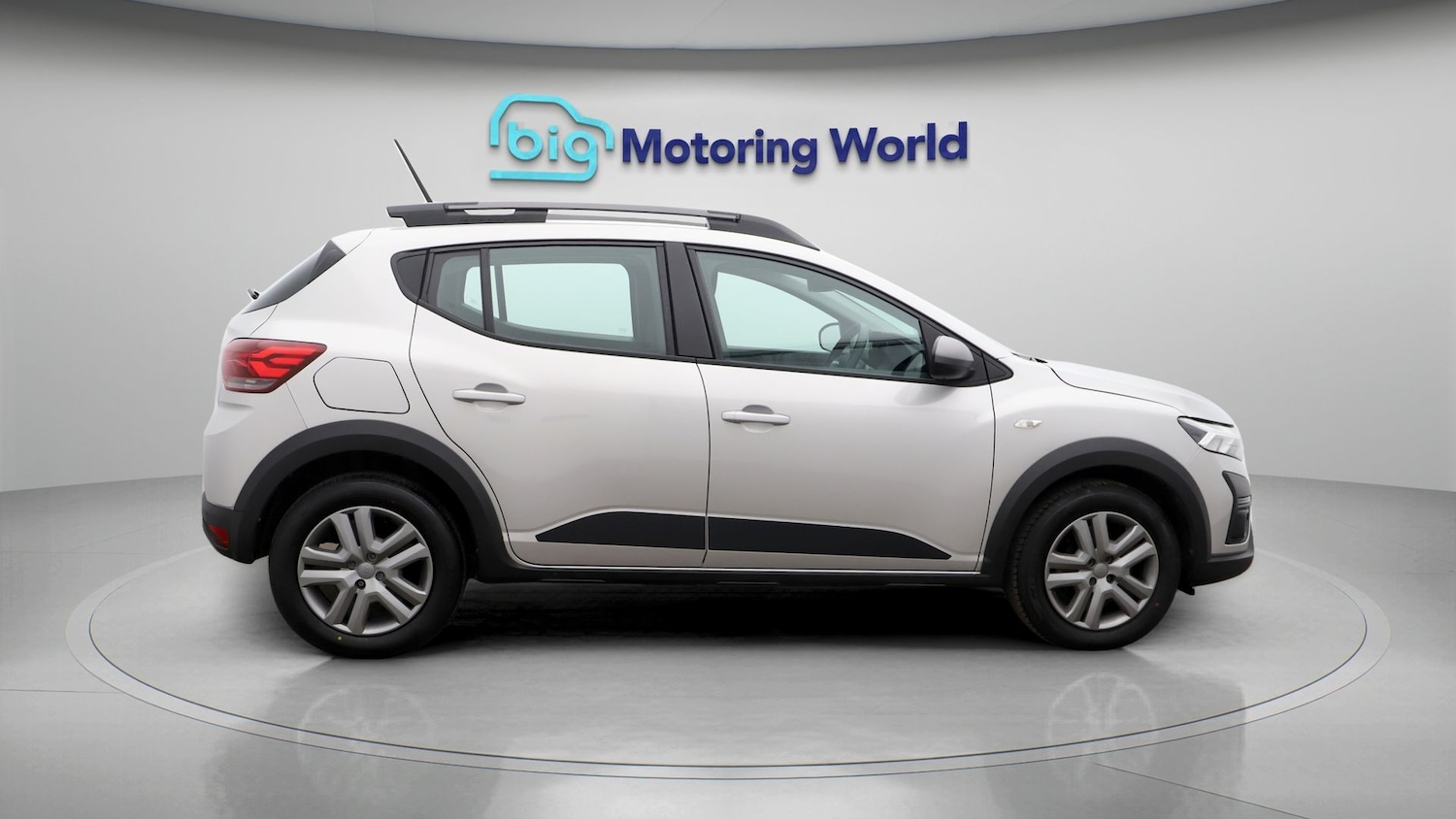 Used Dacia Sandero Stepway 2023 for sale - 77582460: Photo 8