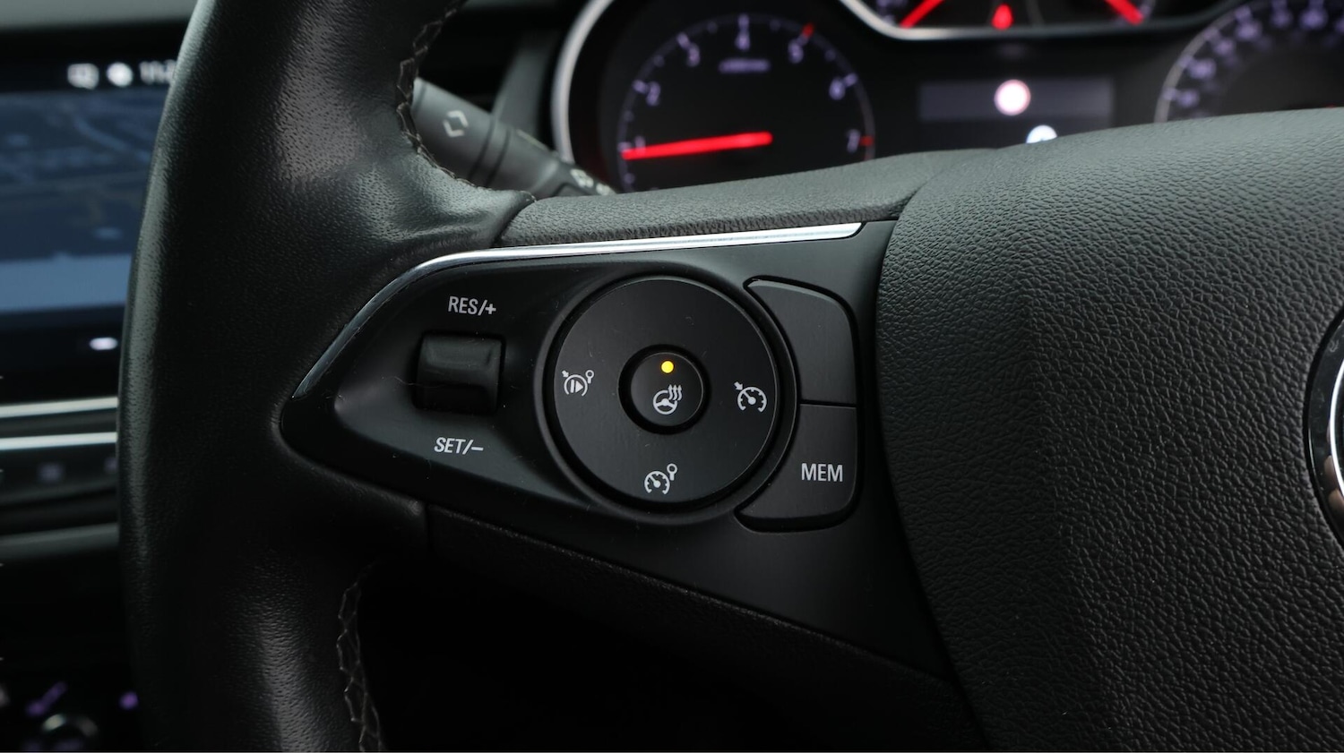 Used Vauxhall Crossland 2022 for sale - 76562191: Photo 25