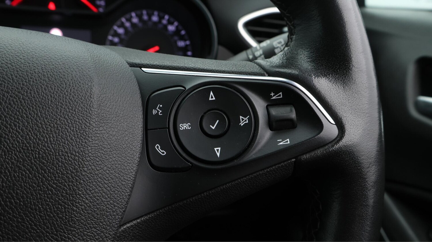 Used Vauxhall Crossland 2022 for sale - 76562191: Photo 26