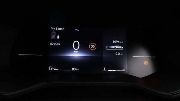 Used Renault Clio 2025 for sale - 76109105: Photo 11