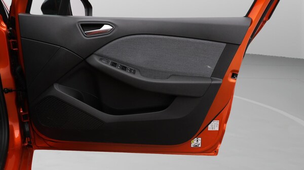 Used Renault Clio 2025 for sale - 76109105: Photo 16