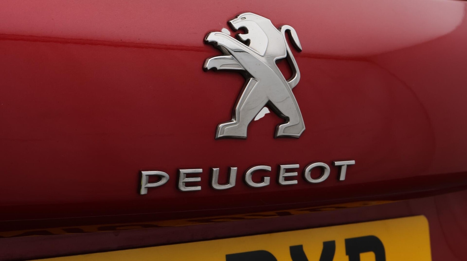 Used Peugeot 2008 2018 for sale - 76528010: Photo 23