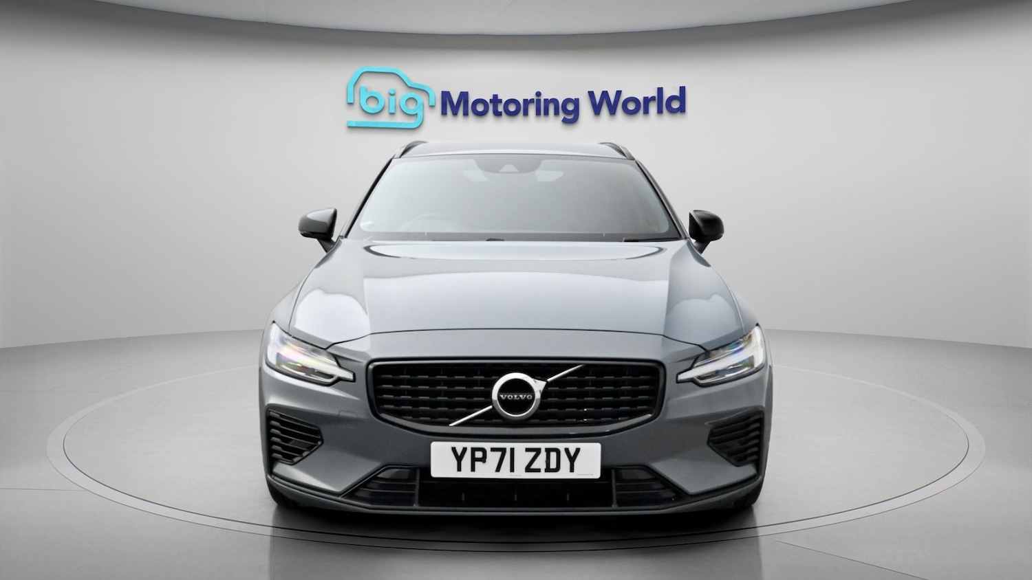 Used Volvo V60 2021 for sale - 78196622: Photo 2