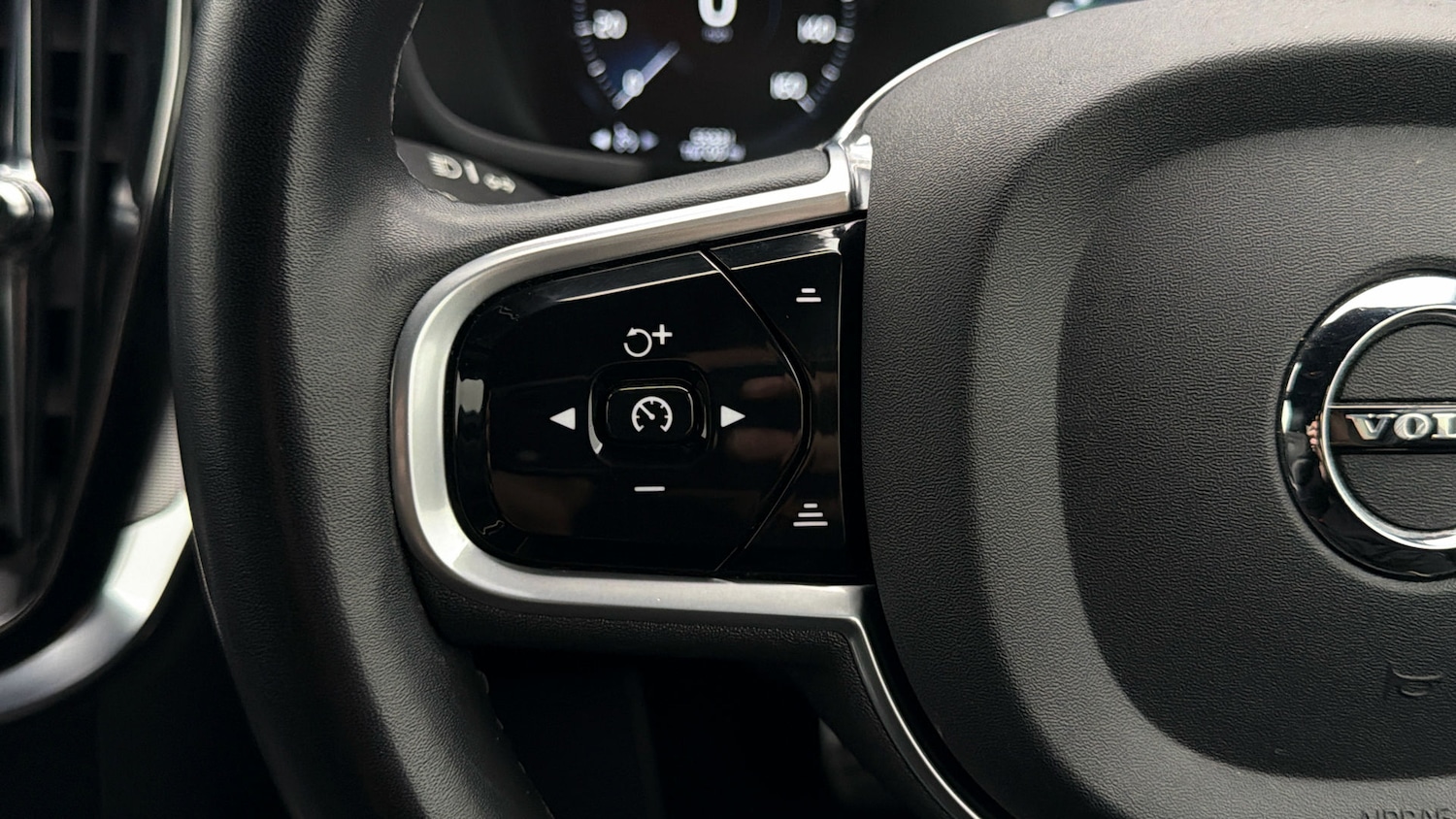 Used Volvo V60 2021 for sale - 78196622: Photo 22