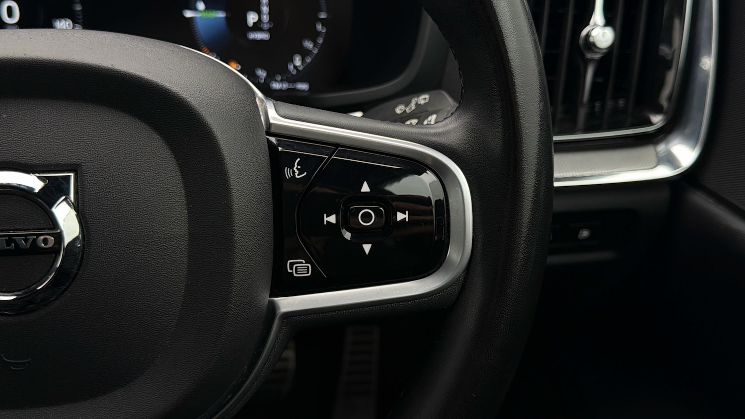 Used Volvo V60 2021 for sale - 78196622: Photo 23