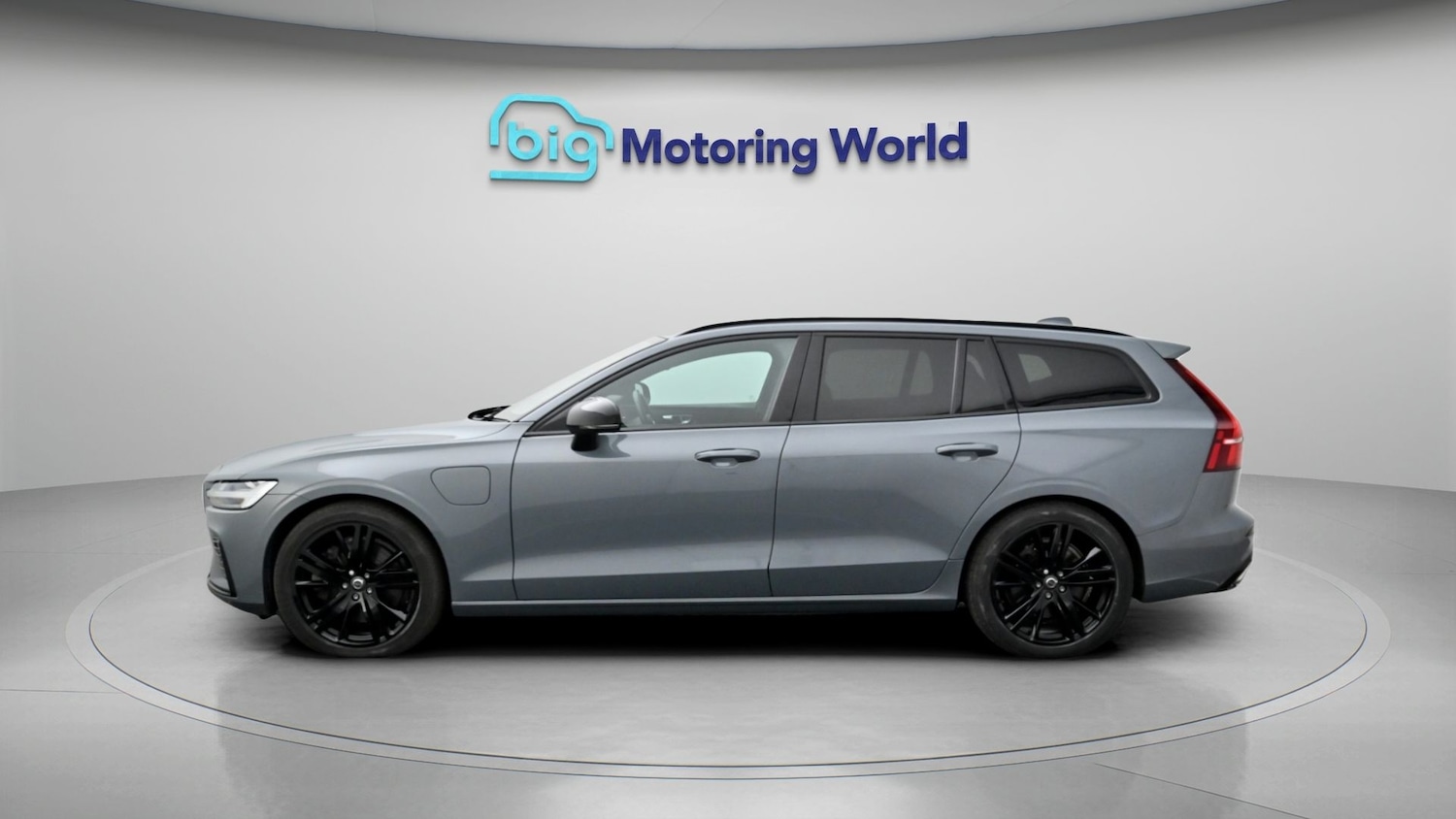 Used Volvo V60 2021 for sale - 78196622: Photo 4