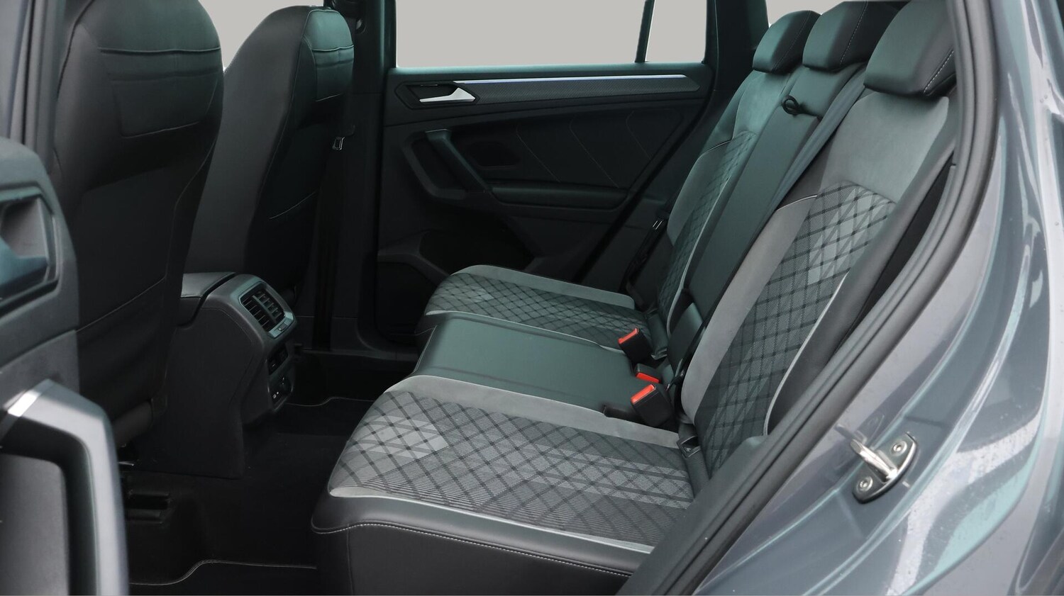 Used Volkswagen Tiguan 2021 for sale - 76561970: Photo 17