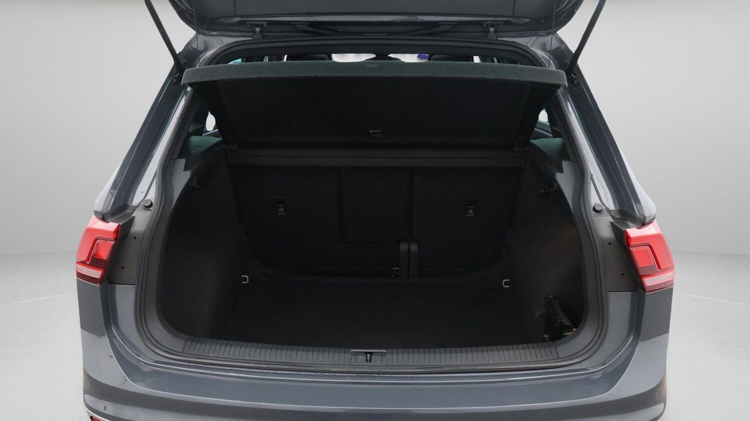 Used Volkswagen Tiguan 2021 for sale - 76561970: Photo 18