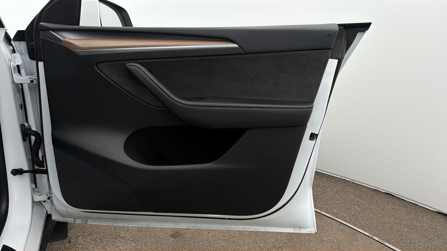 Used Tesla Model Y 2024 for sale - 78080440: Photo 14