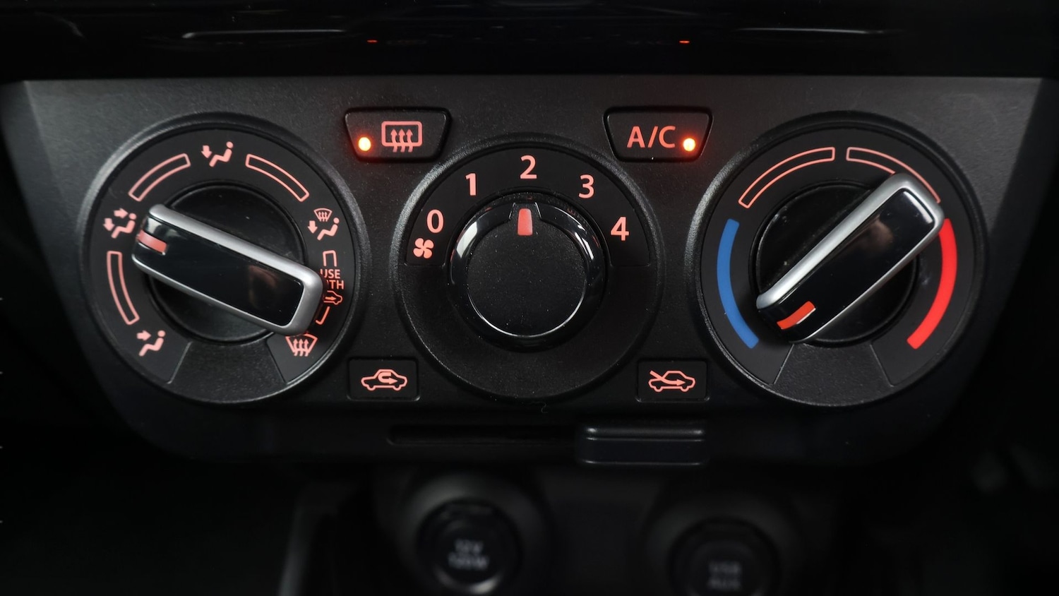 Used Suzuki Swift 2022 for sale - 77418468: Photo 12