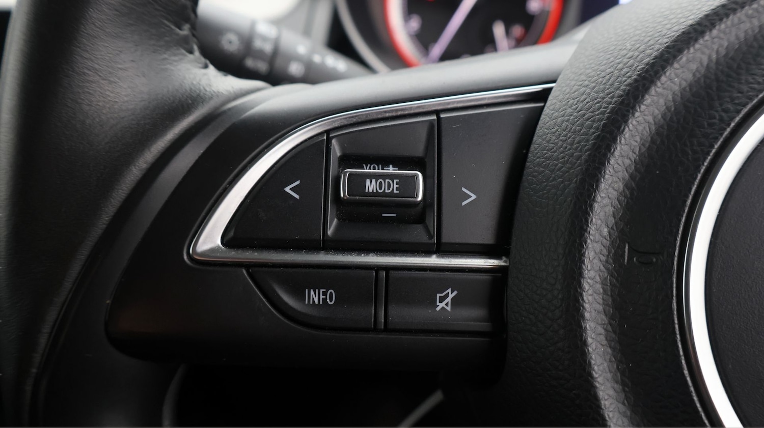 Used Suzuki Swift 2022 for sale - 77418468: Photo 22