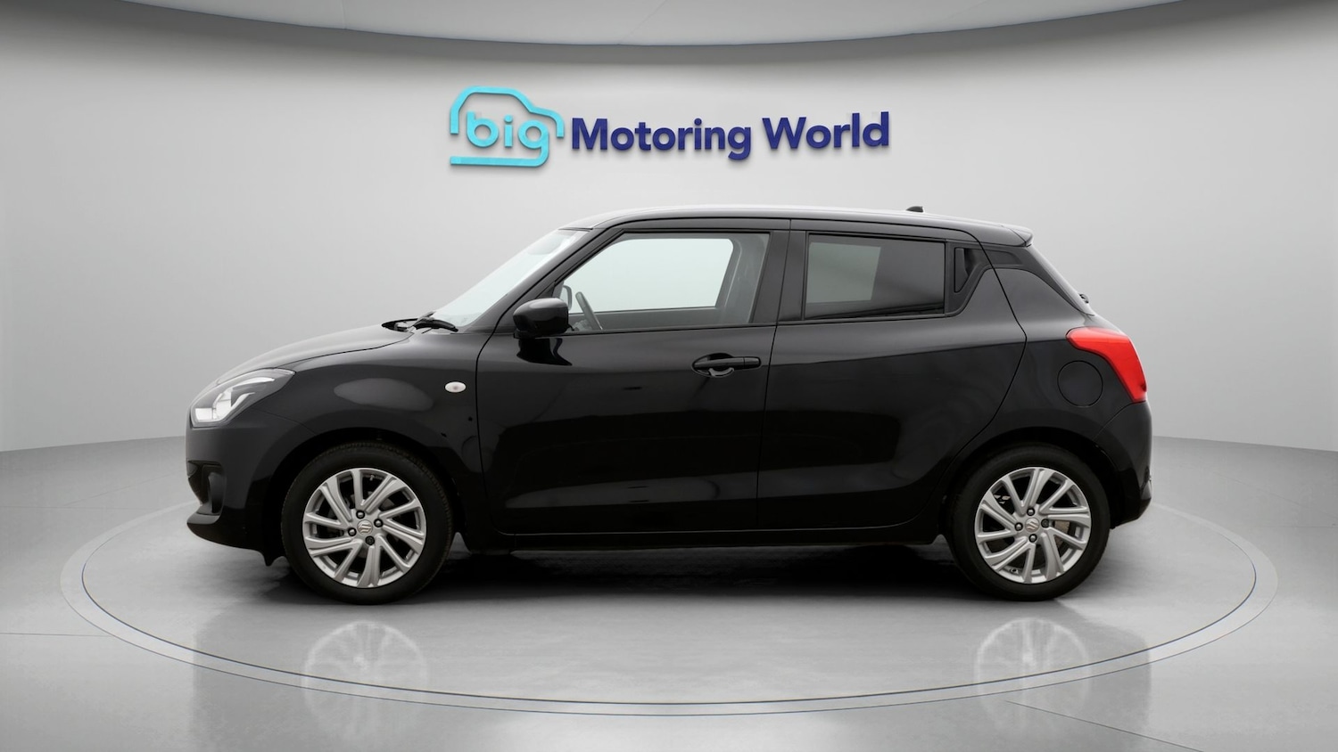 Used Suzuki Swift 2022 for sale - 77418468: Photo 4